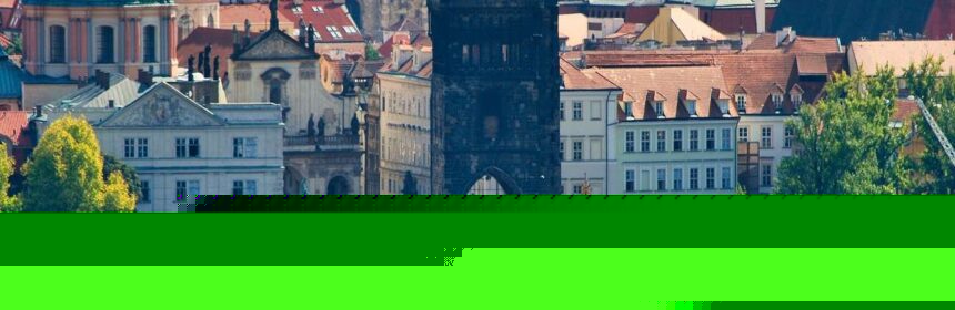 wycieczka do Pragi daje sposobność na podobne panoramy jak tę na Most Karola
