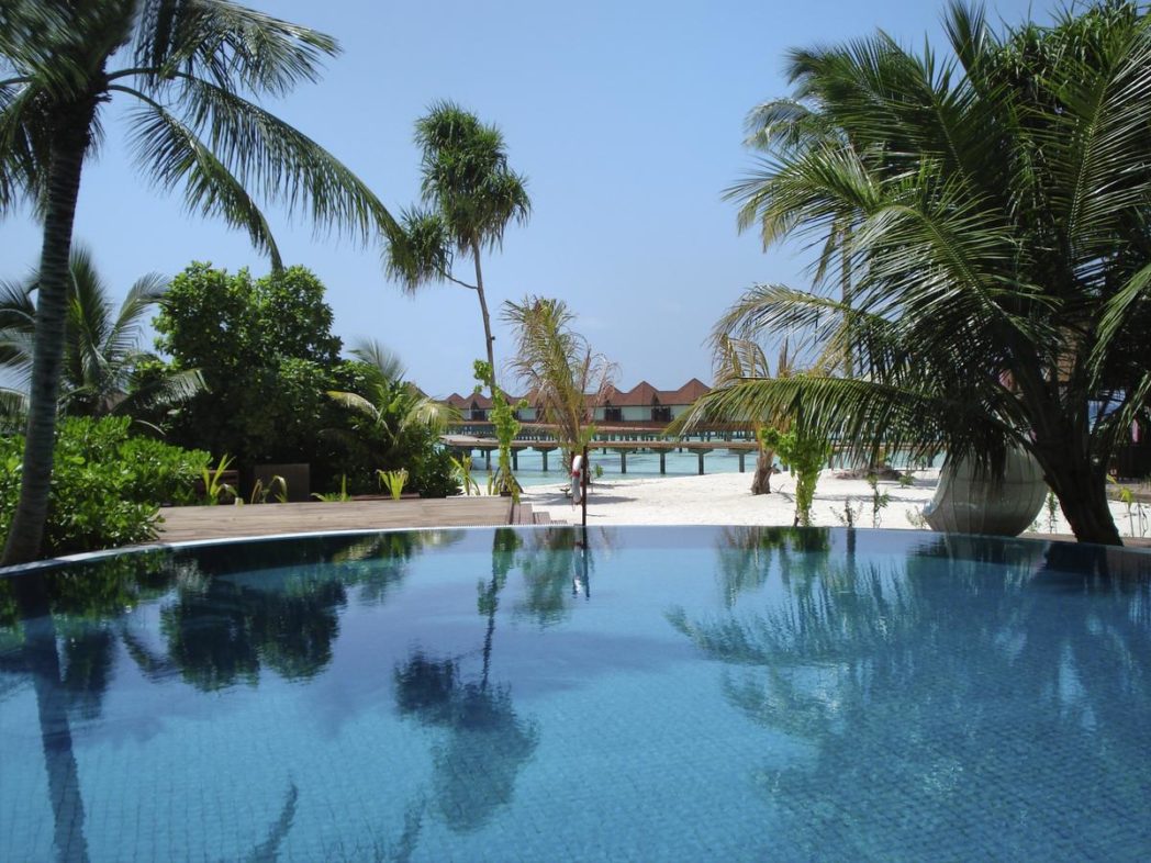 cheap 4 star hotels maldives