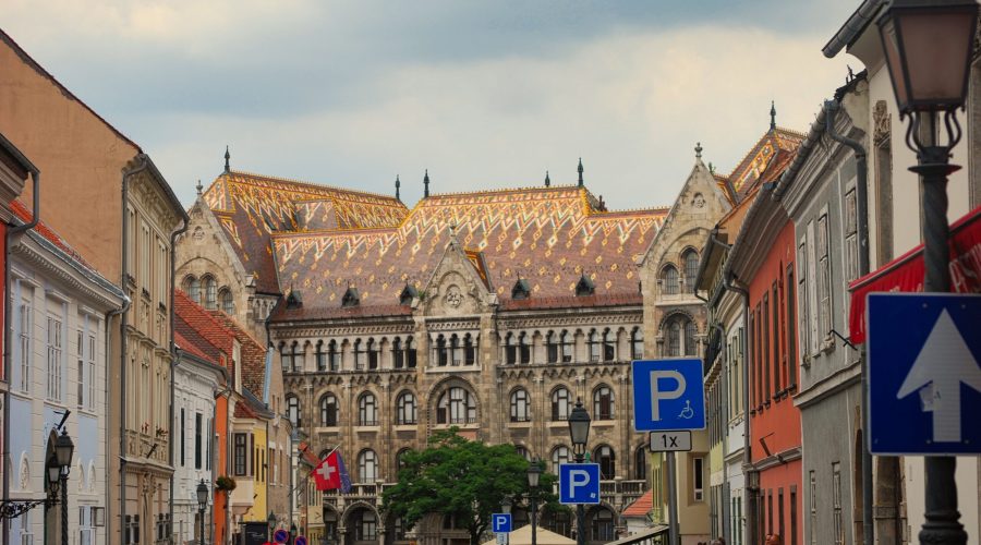 Brama Wiedeńska w Dzielnicy Zamkowej podczas urlopu na Węgrzech
