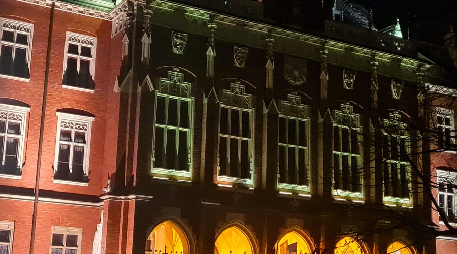the Collegium Novum of the Jagiellonian University at night