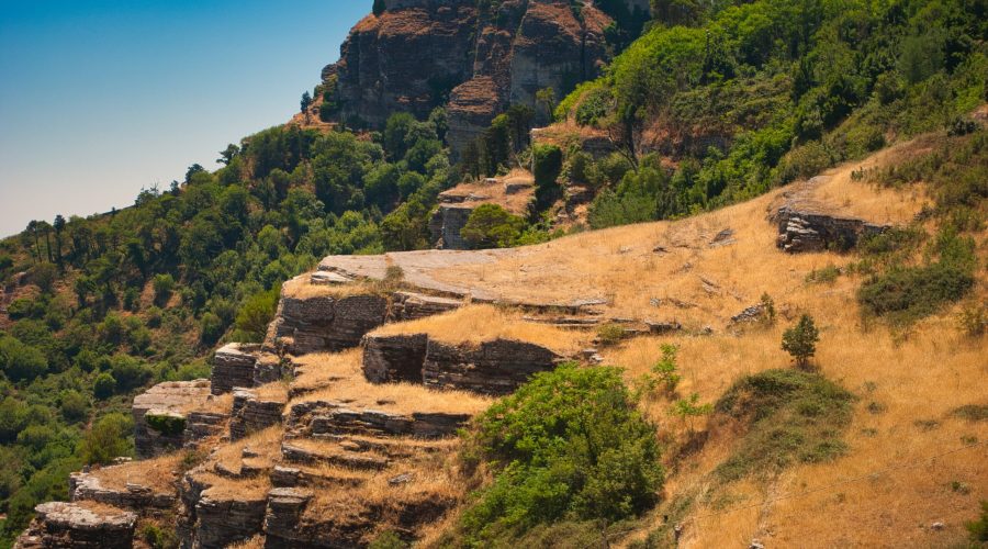 krajobraz Sycylii na szczycie Góry Erice koło Trapani na Sycylii