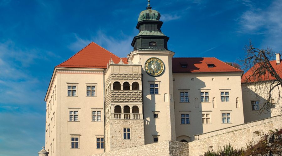 the Reneissance castle of the Pieskowa Skala in the Polish Jura