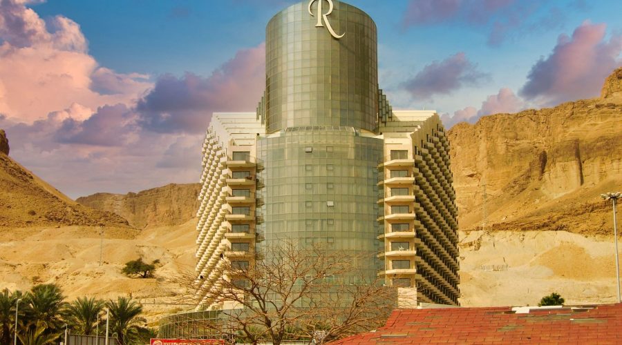 dobre hotele w takim kraju jak Izrael jak ten zlokalizowane są także nad Morzem Martwym